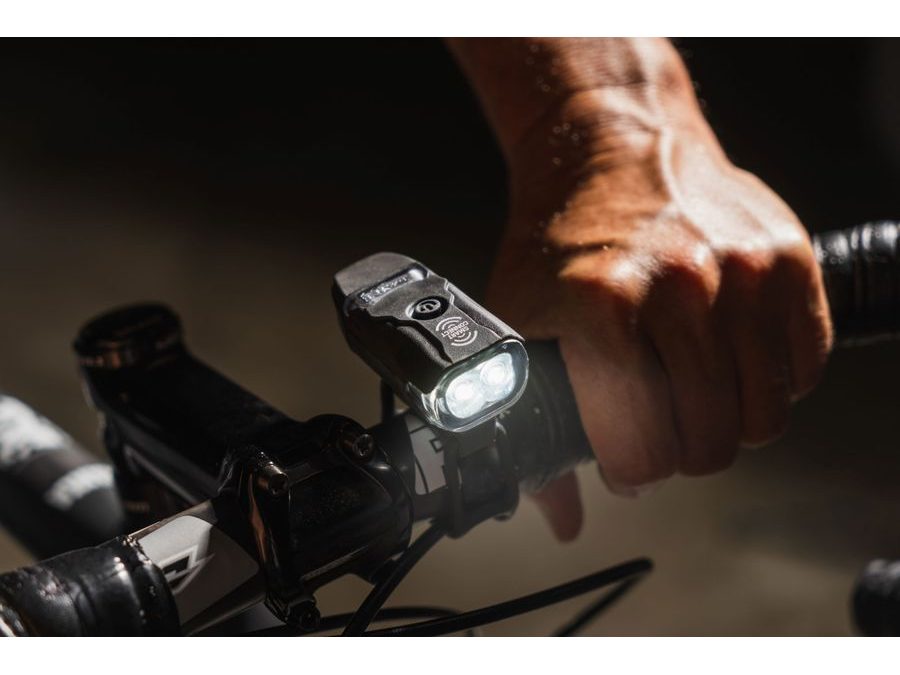 Přední světlo LEZYNE LIGHT FRONT KTV DRIVE FRONT BLACK