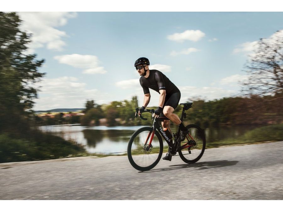 Letní krátkoprsté rukavice FORCE RAVEN bez zapínání, černé