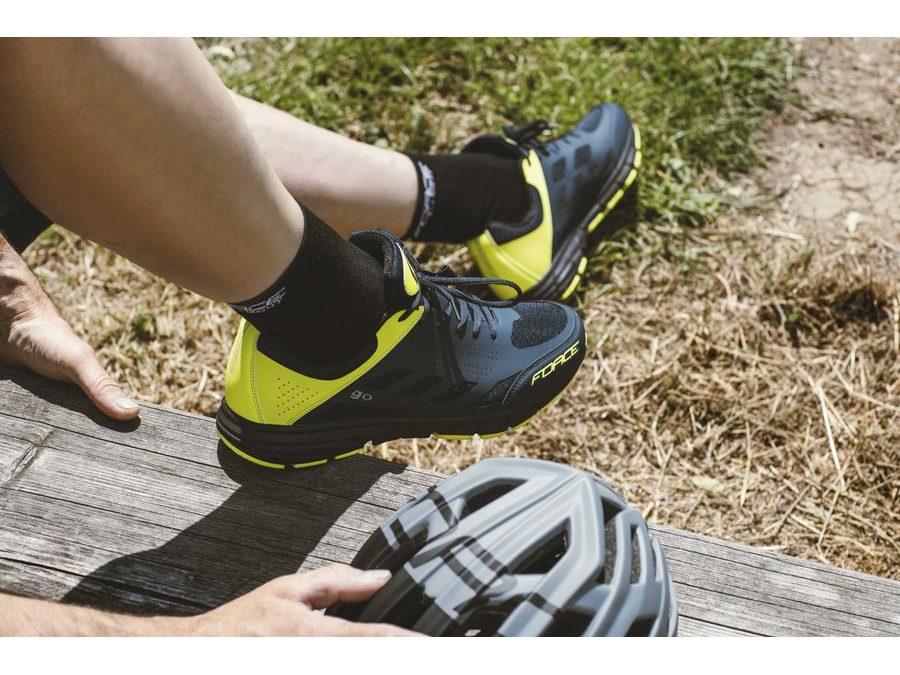 tretry FORCE GO, modro-fluo