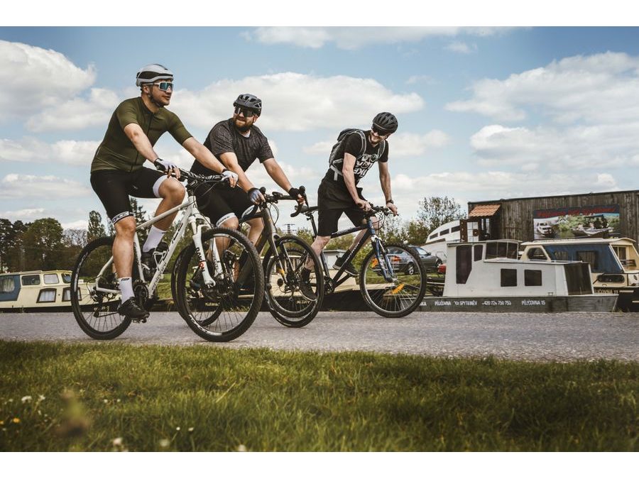 Pánské kraťasy se šráky a vložkou FORCE B51, černo-bílé