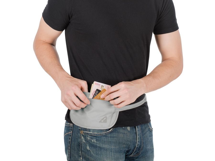 Ledvinka PACSAFE COVERSAFE X100 black