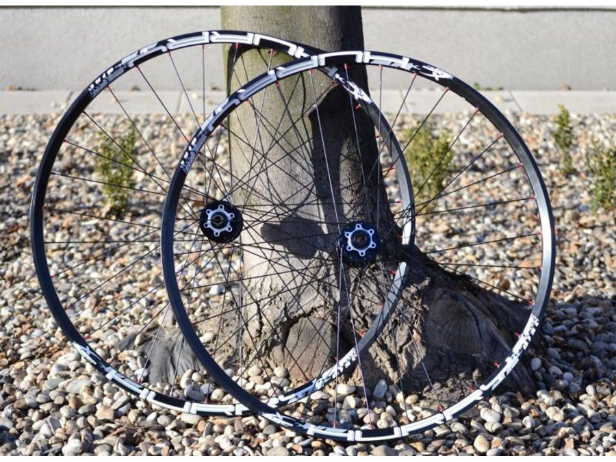 Zapletená kola Token / Remerx Hurry 29"