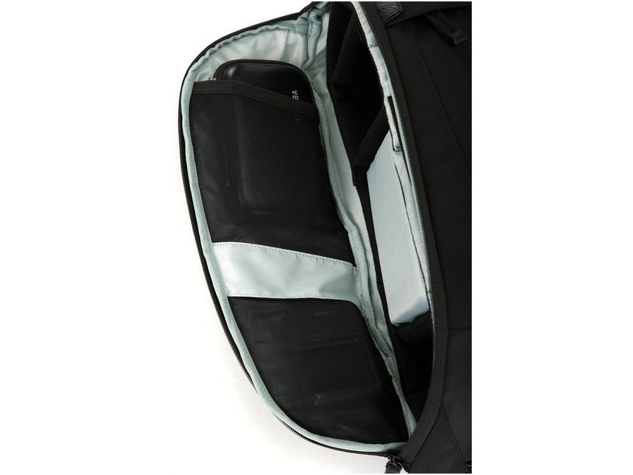 Batoh NITRO REMOTE WITH INSERT black