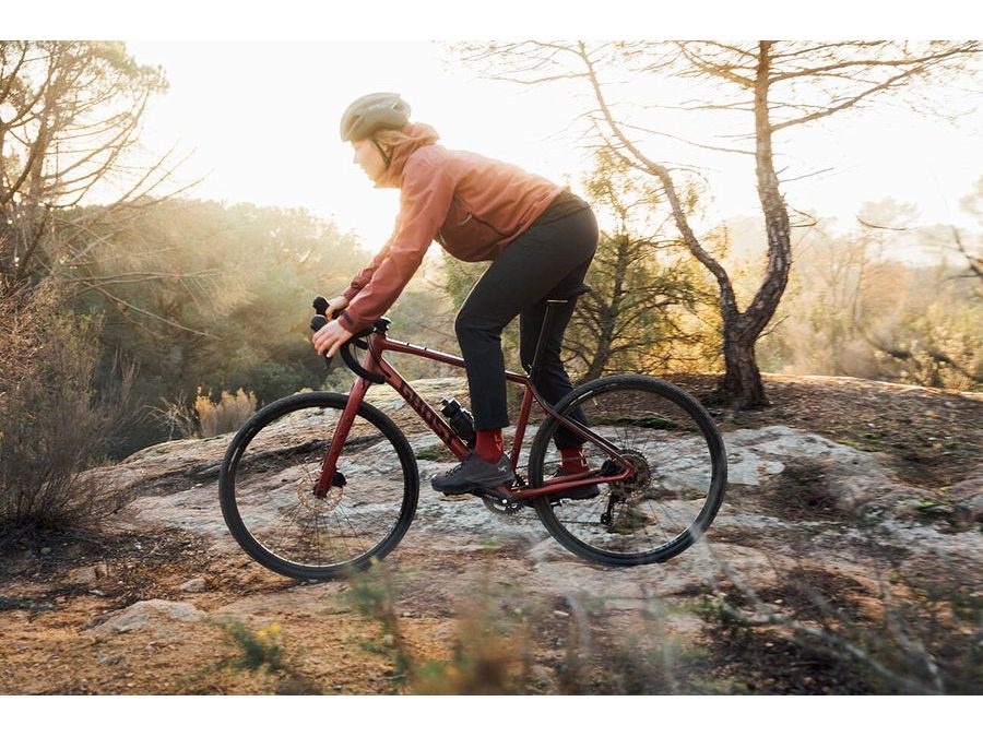 Gravel kolo GHOST Asket Advanced AL Red/Black