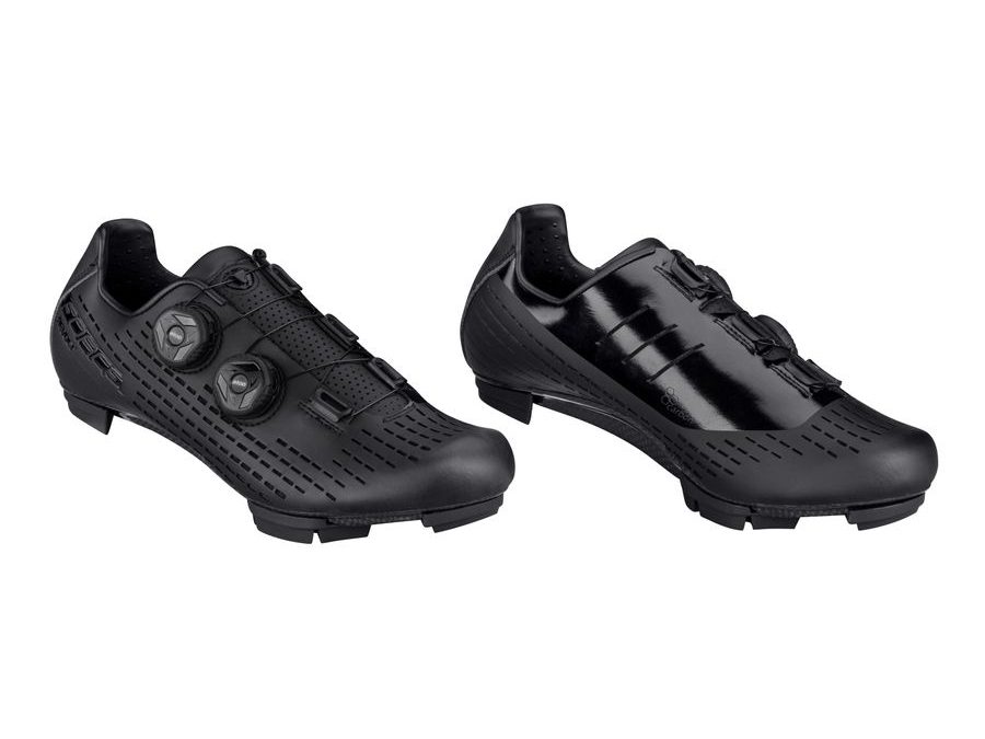 Tretry FORCE MTB REVOLT CARBON, černé