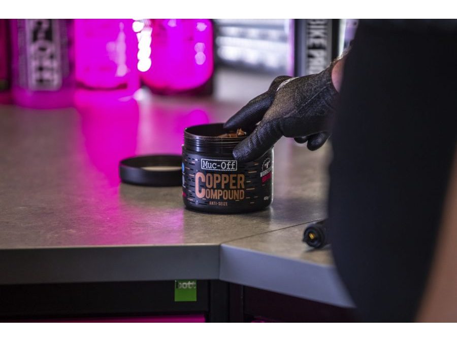 Měděná antikorozní pasta Muc-Off COPPER COMPOUND 450 g