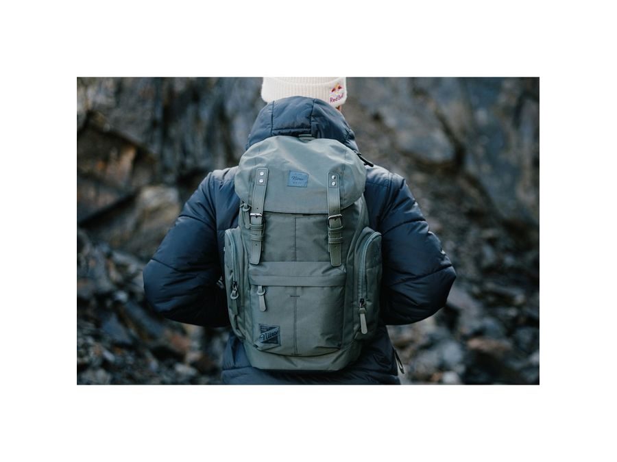 Batoh NITRO DAYPACKER rosin