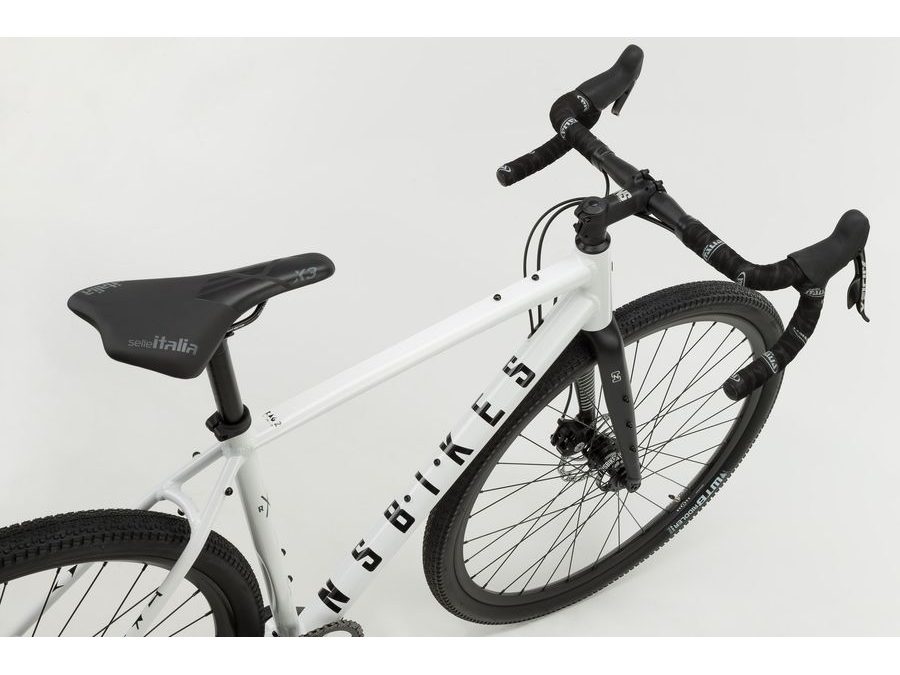 Gravel kolo NS Bikes RAG+ 3 White