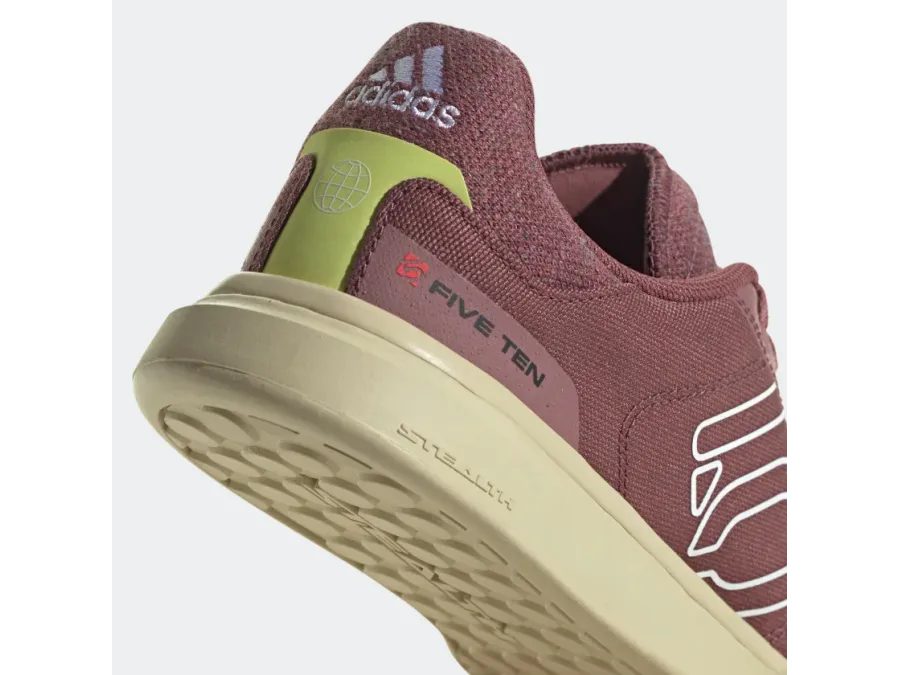 Boty dámské Five Ten SLEUTH DLX CANVAS MOUNTAIN BIKING Quiet Crimson