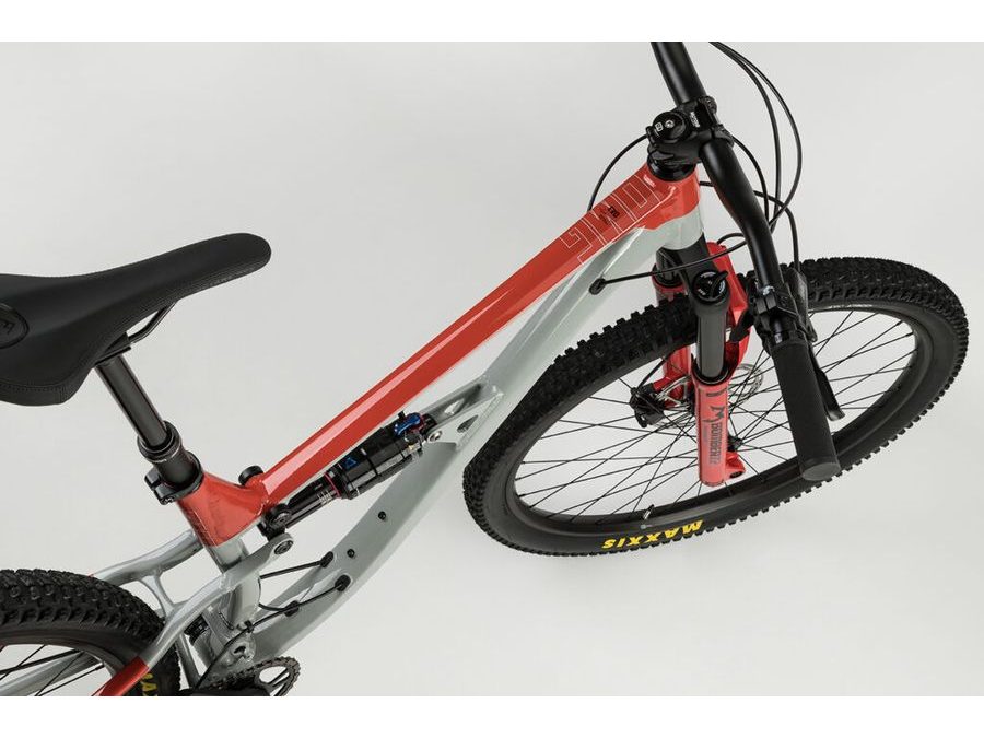 Celoodpružené kolo OCTANE ONE OMG Evo