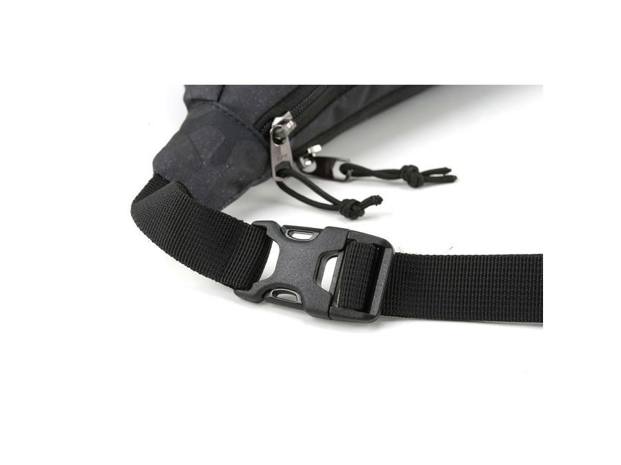 Ledvinka PACSAFE HIP BAG forged camo