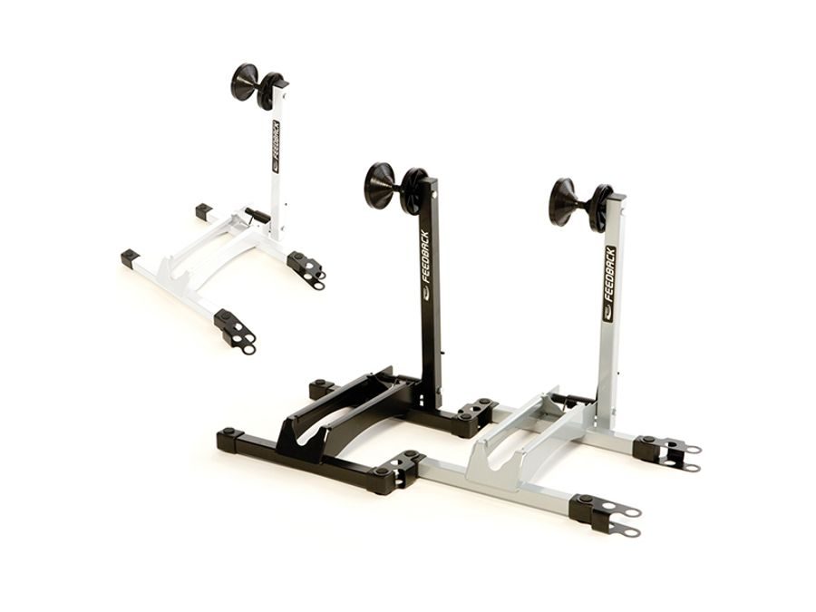 výstavní stoján FEEDBACK SPORTS RAKK