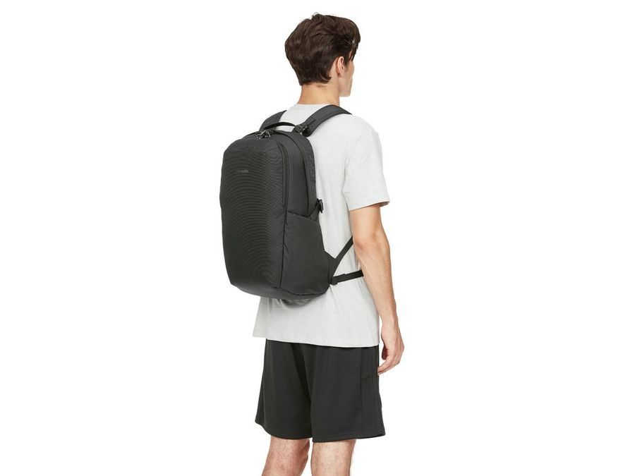 Batoh PACSAFE VIBE 25L BACKPACK jet black