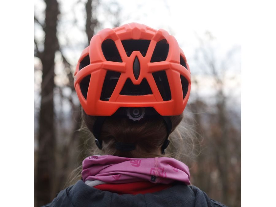 Helma NEXELO CITY, ORANŽOVO-ČERNÁ MATNÁ