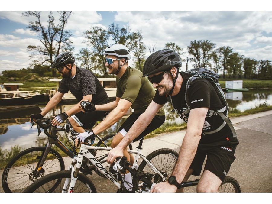 Městská helma FORCE DOWNTOWN, černá