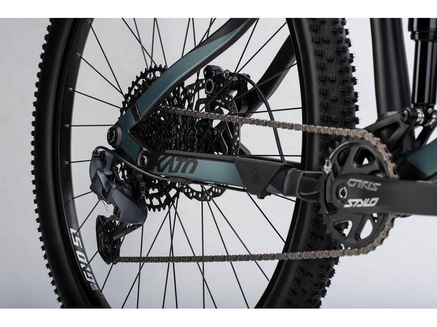 Celoodpružené kolo GHOST Kato FS Essential 29 Black/Green Matt