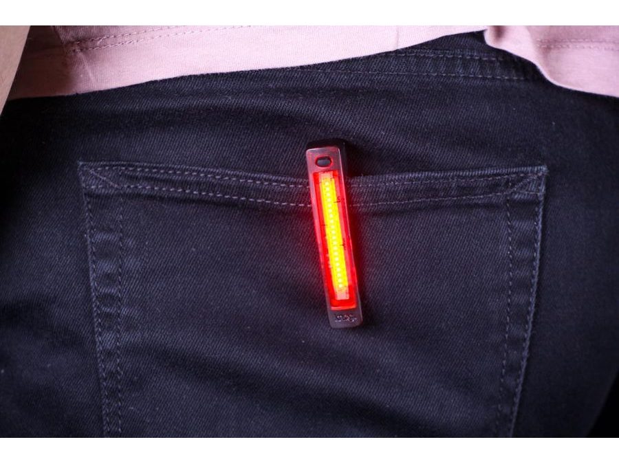 PLUS Free - běžecká blikačka