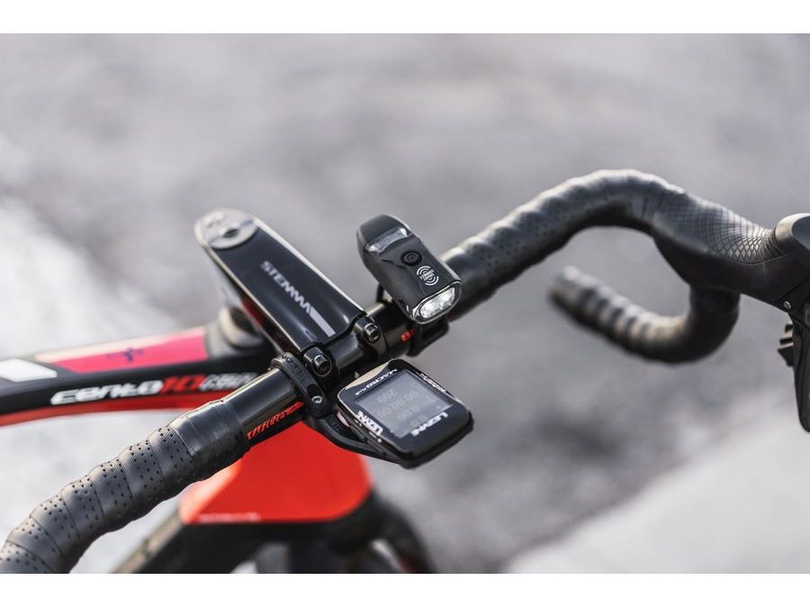 Přední světlo LEZYNE LIGHT FRONT KTV DRIVE FRONT BLACK