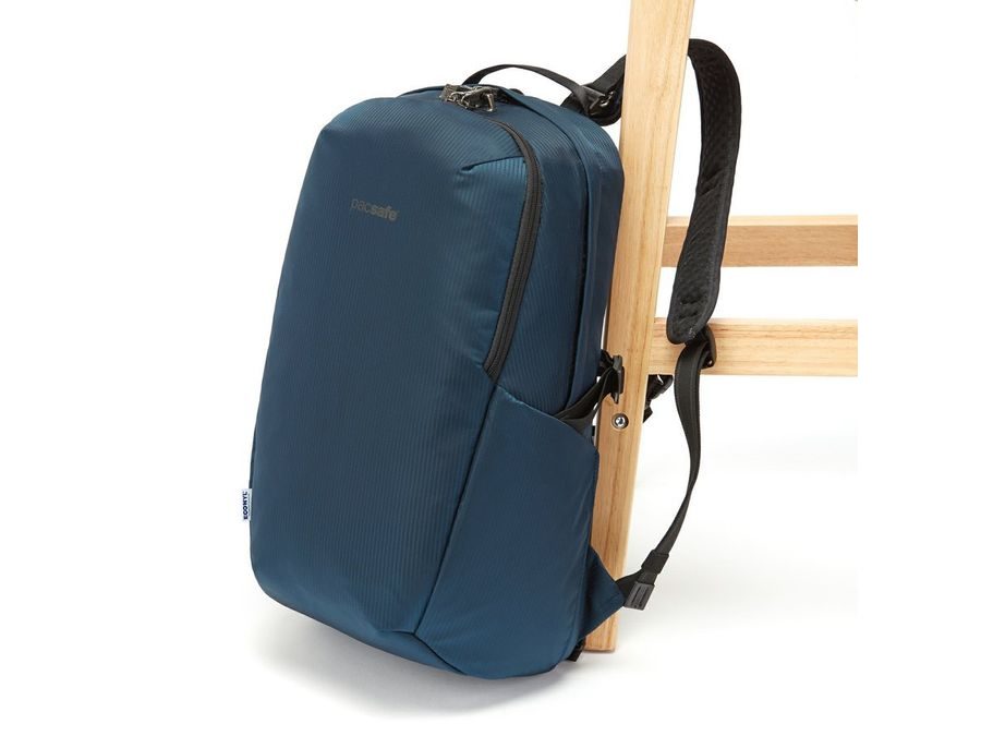 Batoh PACSAFE VIBE 25L ECONYL BACKPACK econyl ocean