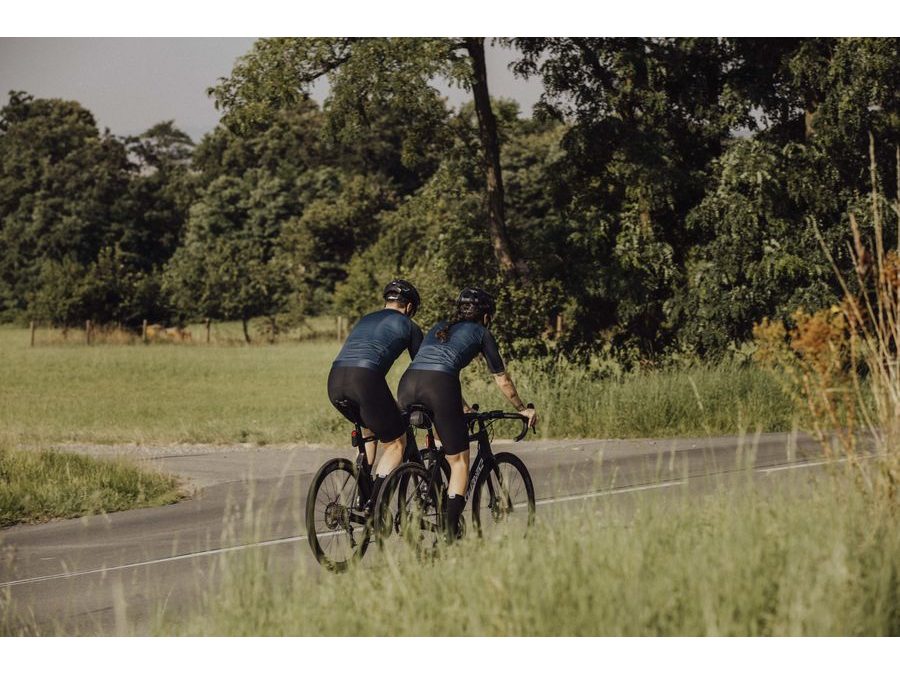 Dámské kraťasy se šráky a vložkou FORCE ACTION LADY, černé