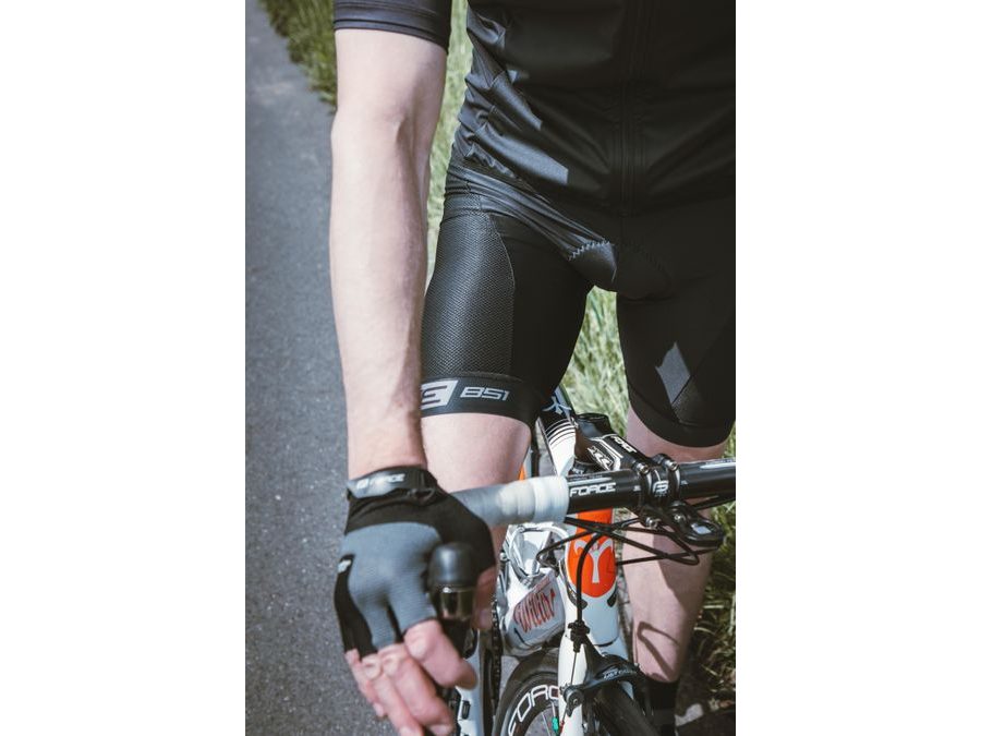 Pánské kraťasy se šráky a vložkou FORCE B51, černé