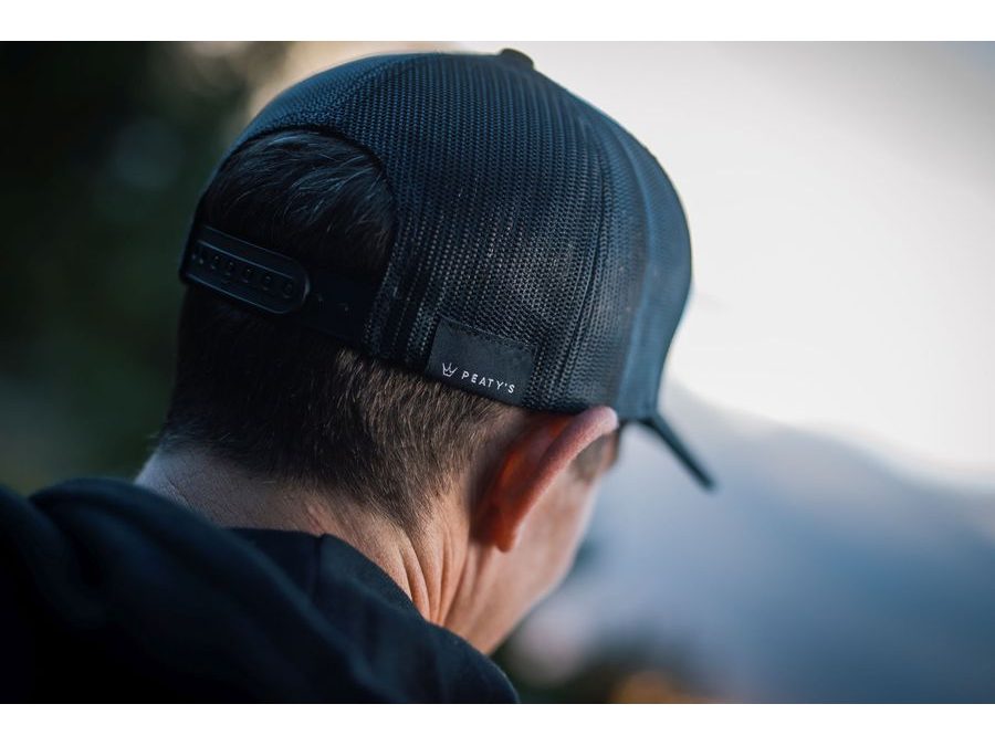 Kšiltovka PEATY'S PUBWEAR TRUCKER CAP SUMMIT, black