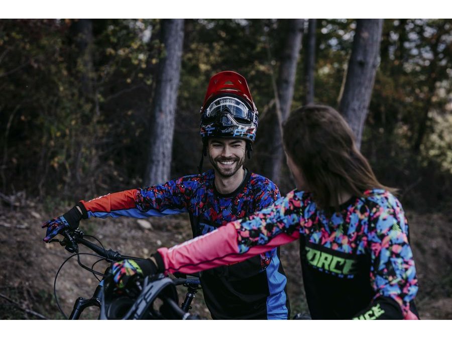 Dres s dlouhým rukávem FORCE RECKLESS, černo-červeno-modrý