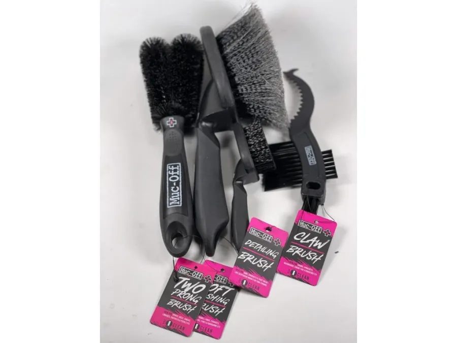 Dárková sada MUC-OFF ULTIMATE BICYCLE CLEANING KIT - Sada na mytí a péči o jízdní kolo v kufříku