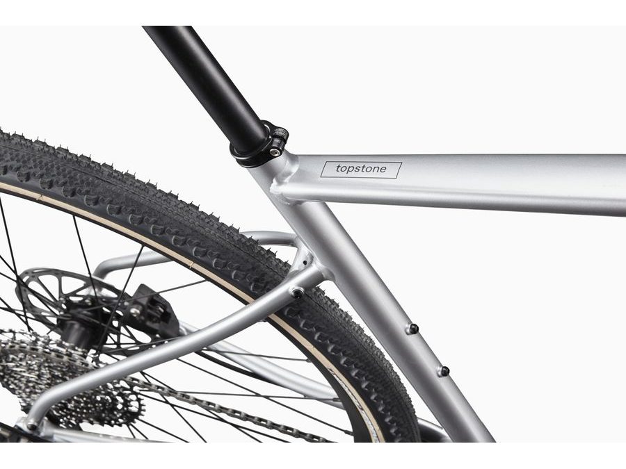 Gravel kolo CANNONDALE TOPSTONE APEX 1, stříbrné