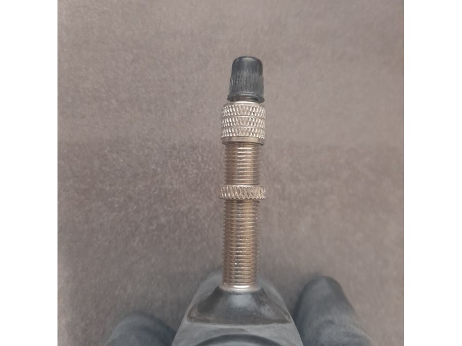 Duše Vredestein 26" x1.30-1.70 DV ventil