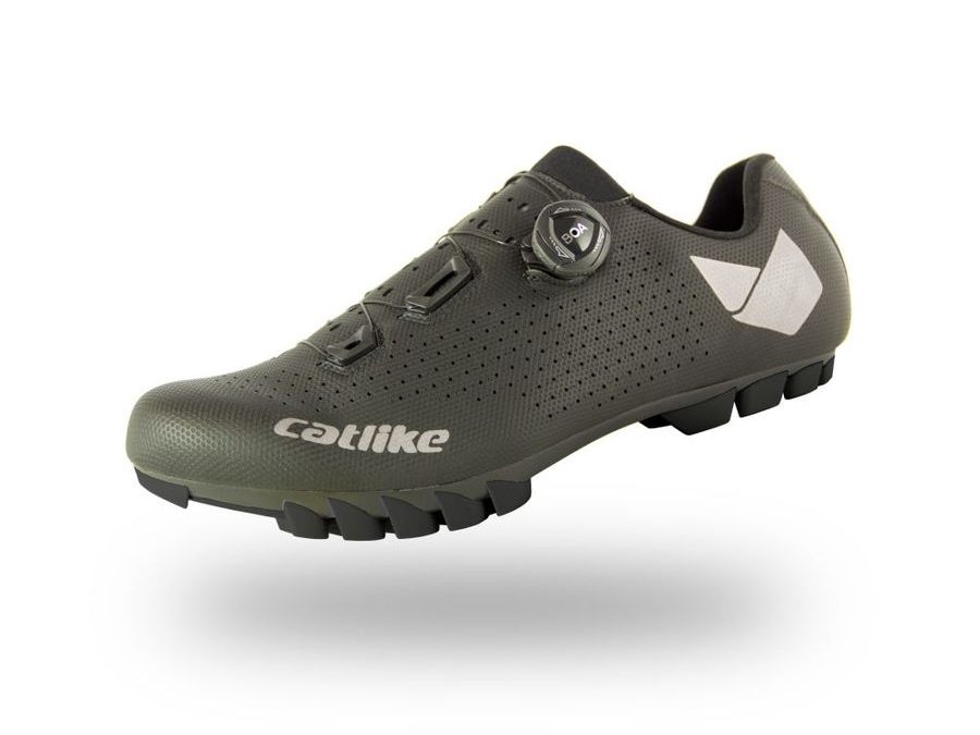 Tretry CATLIKE WHISPER OVAL MTB ČERNÁ