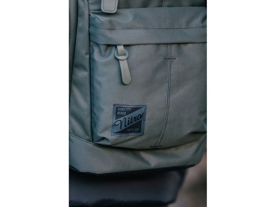 Batoh NITRO DAYPACKER rosin