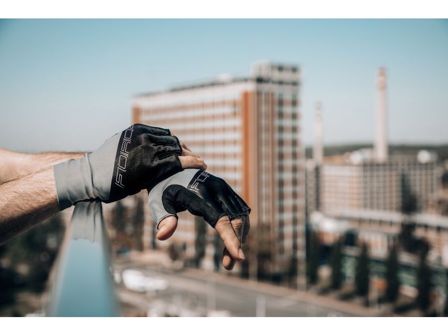 Letní krátkoprsté rukavice FORCE EVEN bez zapínání, šedo-černé