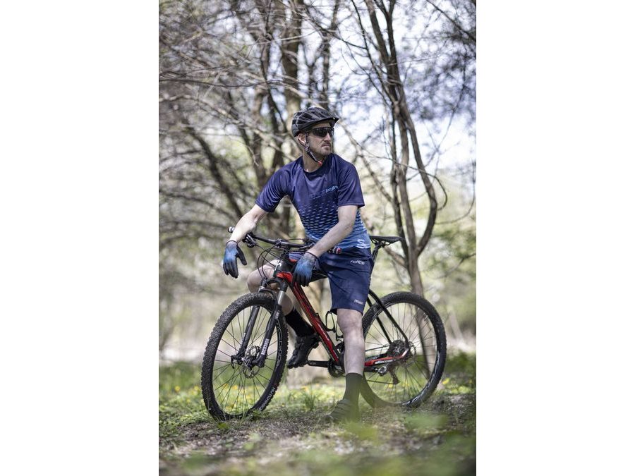 Pánské kraťasy do pasu s odnímatelnou vložka FORCE BLADE MTB, tmavě modré