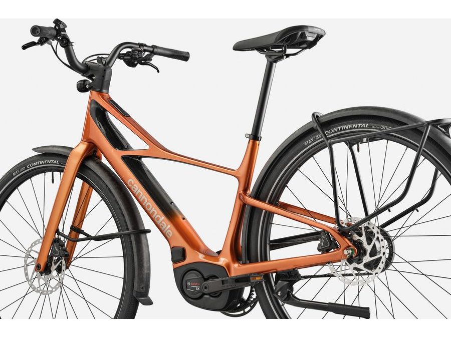 Trekingové elektrokolo CANNONDALE FLYINGV 2