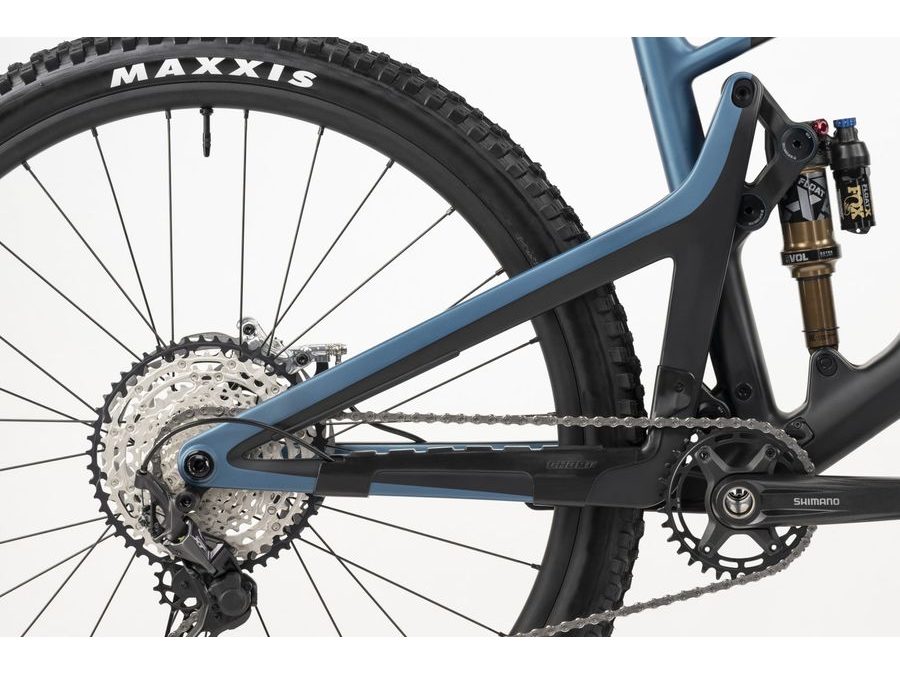 Celoodpružené kolo GHOST Riot Trail CF 150/140 Full Party