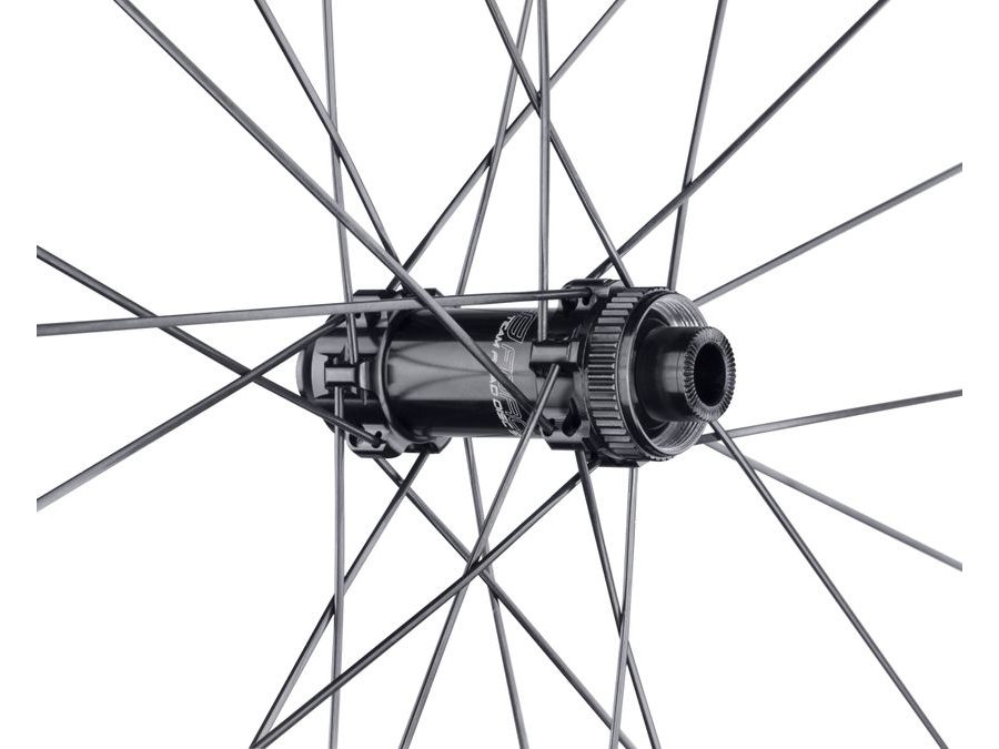 Přední silniční kolo FORCE TEAM SP KARBON DISC 40 plášťové