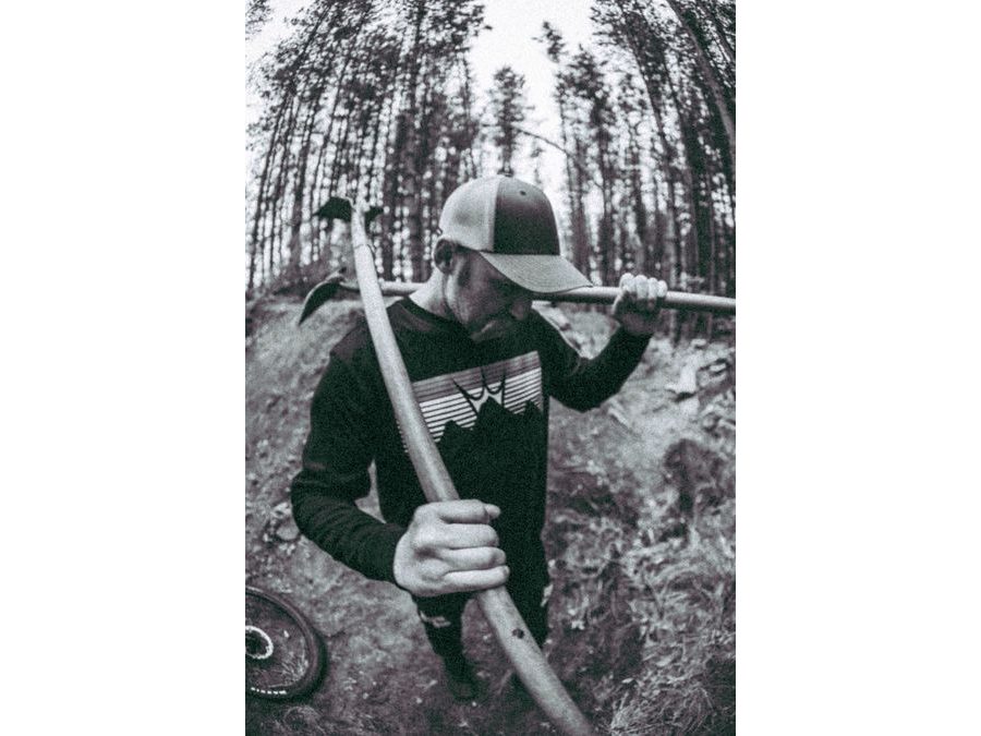 Pánské tričko PEATY'S PUBWEAR TRIKO S DLOUHÝM RUKÁVEM 3 PEAKS SUNSET / BLACK