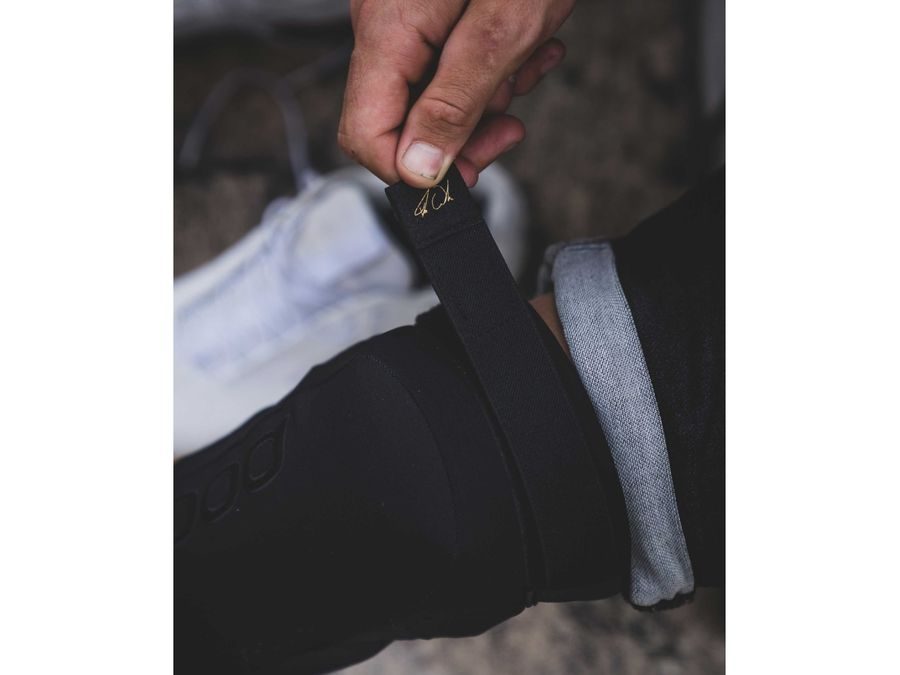 Chrániče kolen POC VPD Air Knee Fabio Ed. Uranium Black/Gold