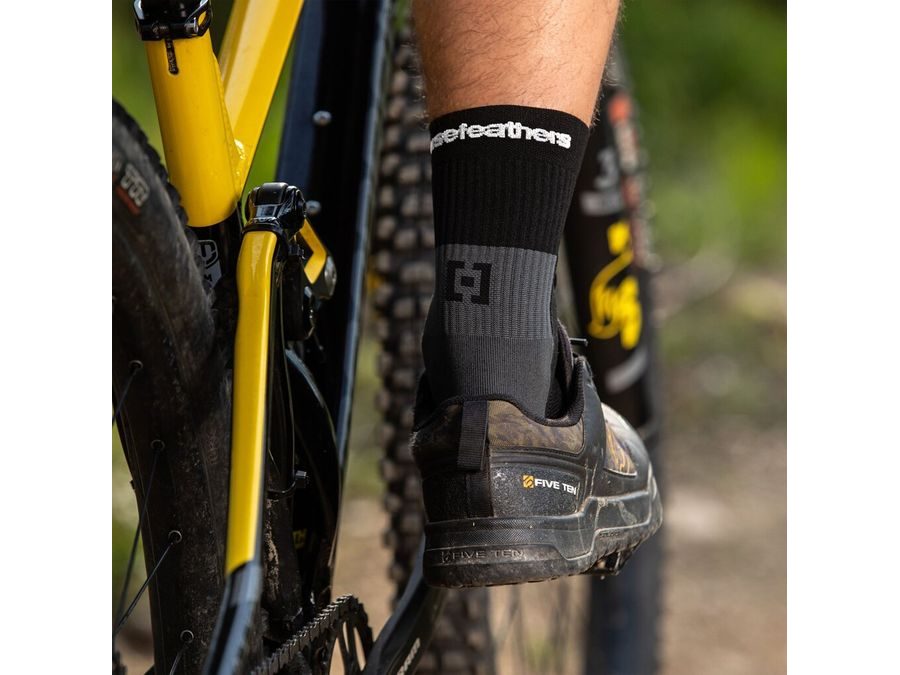 Pánské dlouhé technické funkční ponožky HORSEFEATHERS Cadence Long, black