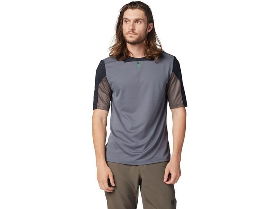 Pánský dres s krátkým rukávem Fox Defend Ss Jersey, Graphite
