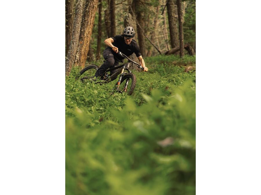 Celoodpružené kolo GHOST Riot Trail CF 150/140 Full Party