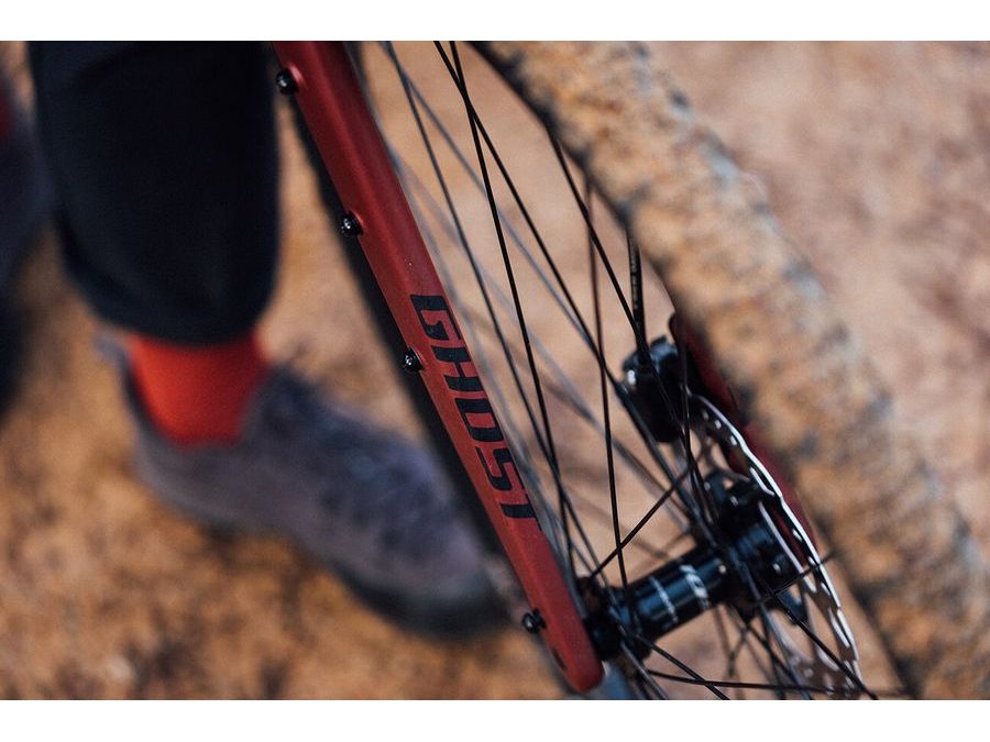 Gravel kolo GHOST Asket Advanced AL Red/Black