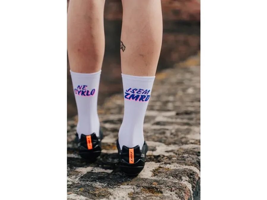 Ponožky na kolo Kolo je Láska NEjsem Cyklozmrd - bílá