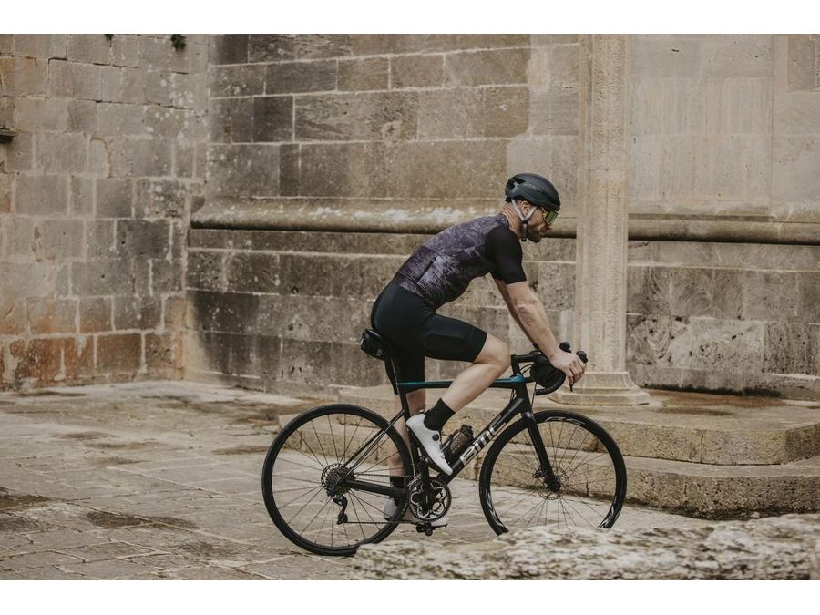 Pánské kraťasy se šráky a vložkou FORCE PASSION, černé