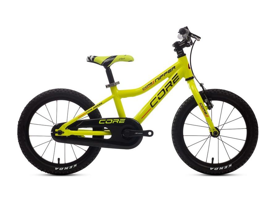 Dětské kolo Core Nipper 16" torpédo (6.15kg), ultralehké - reflexní žlutá 2025