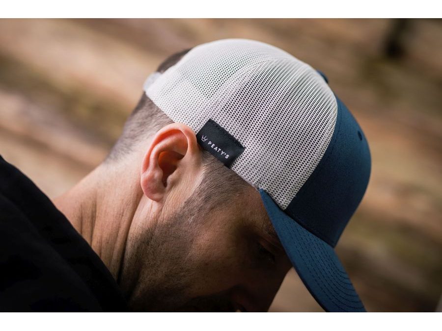 Kšiltovka PEATY'S PUBWEAR TRUCKER CAP CROWN, navy-silver