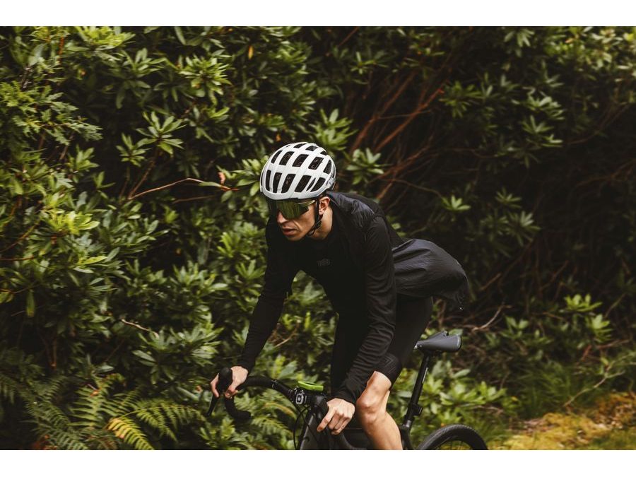 Helma FORCE HAWK, bílo-černá