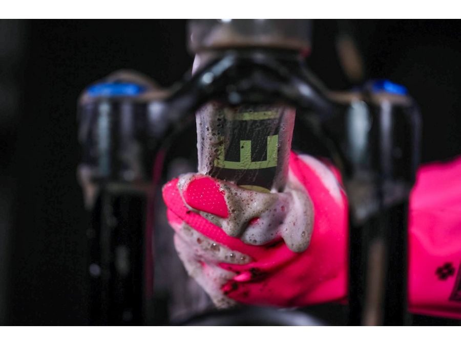 MUC-OFF DEEP SCRUBBER GLOVES - Silikonové mycí rukavice