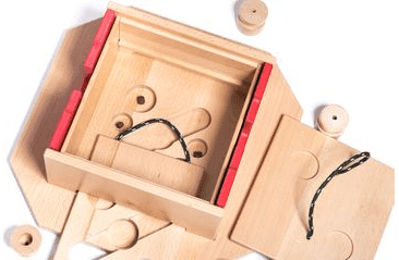 DREVENÝ HLAVOLAM SWISS CUBE